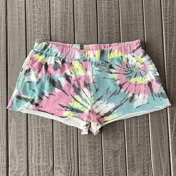 Colsie Tie Dyed Rolled Hem Cropped Sweatshirt and Shorts Set - Picture 2 of 9